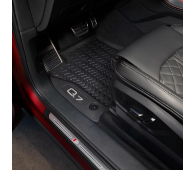 Гумові передні килимки чорні Audi Q7, SQ7