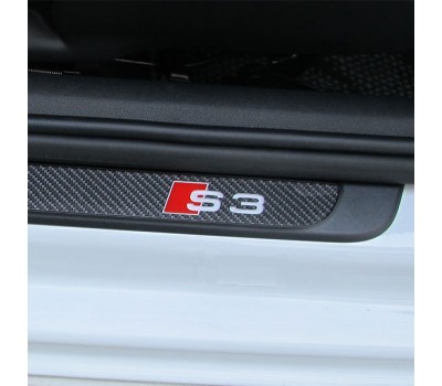 Молдинги порогів з підсвічуванням, з написом "S3" Audi S3